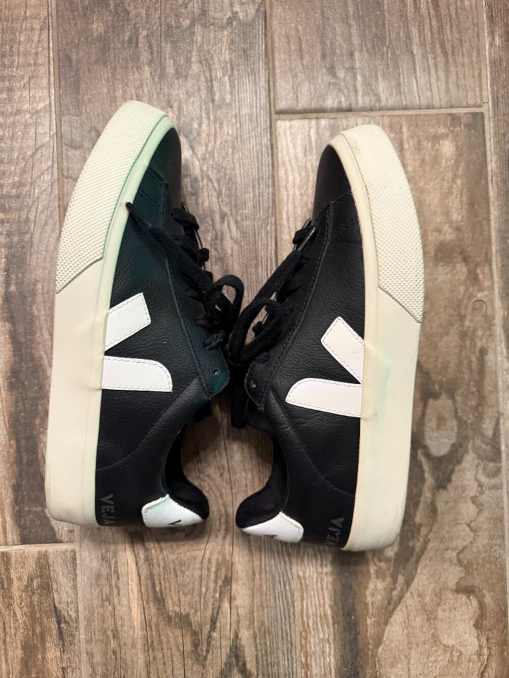 Veja Campo Black Leather Sneakers, SZ 7 - Picture 3 of 6